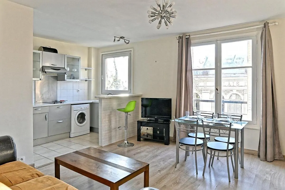 Appartement Central Avenue Du Maine - III Paris