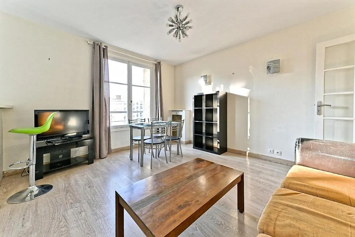 Appartement Central Avenue Du Maine - III Paris France