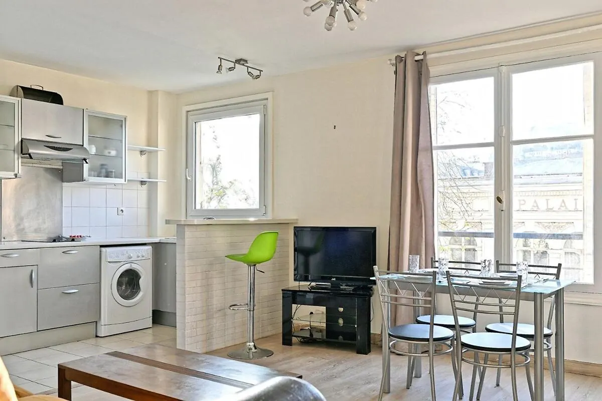 Appartement Central Avenue Du Maine - III Paris Apartamento