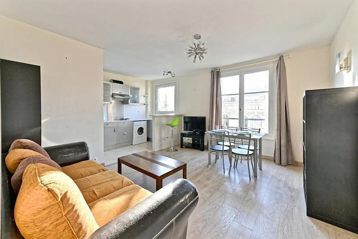 Appartement Central Avenue Du Maine - III Paris